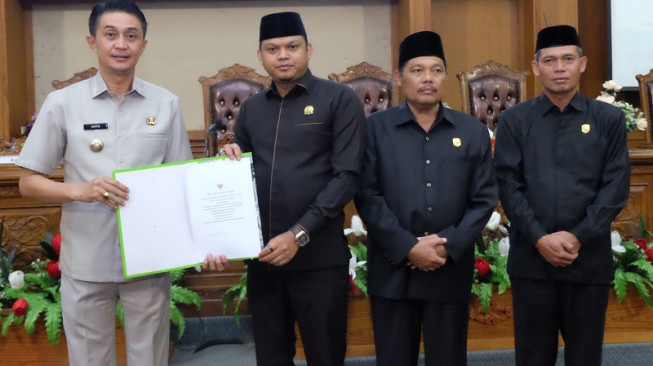 Pj Bupati Muarojambi Sampaikan Rancangan KUA PPAS APBD 2024